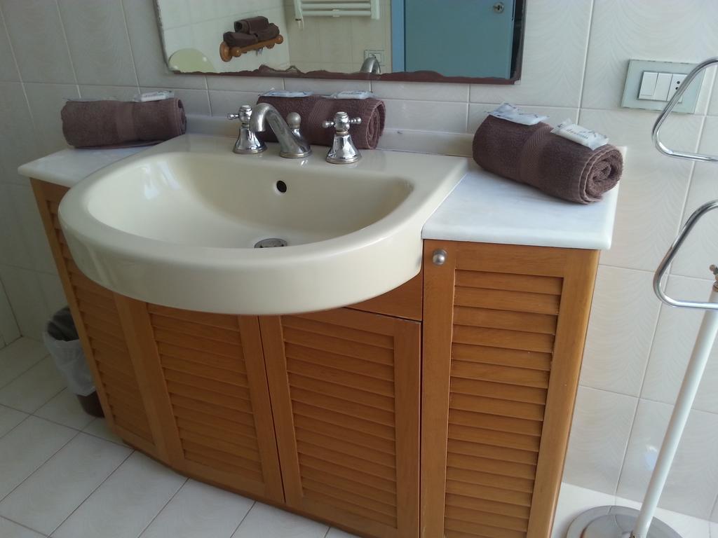 Residence Nocchiero Riccione Szoba fotó