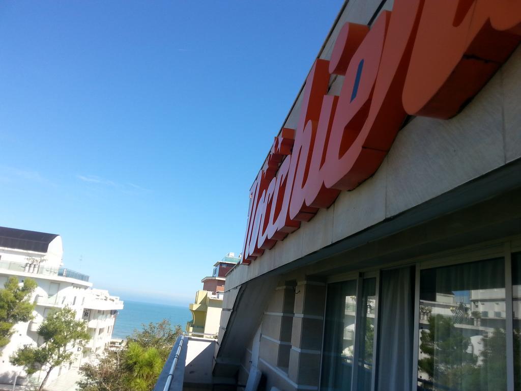 Residence Nocchiero Riccione Kültér fotó