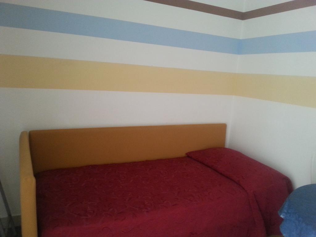 Residence Nocchiero Riccione Szoba fotó